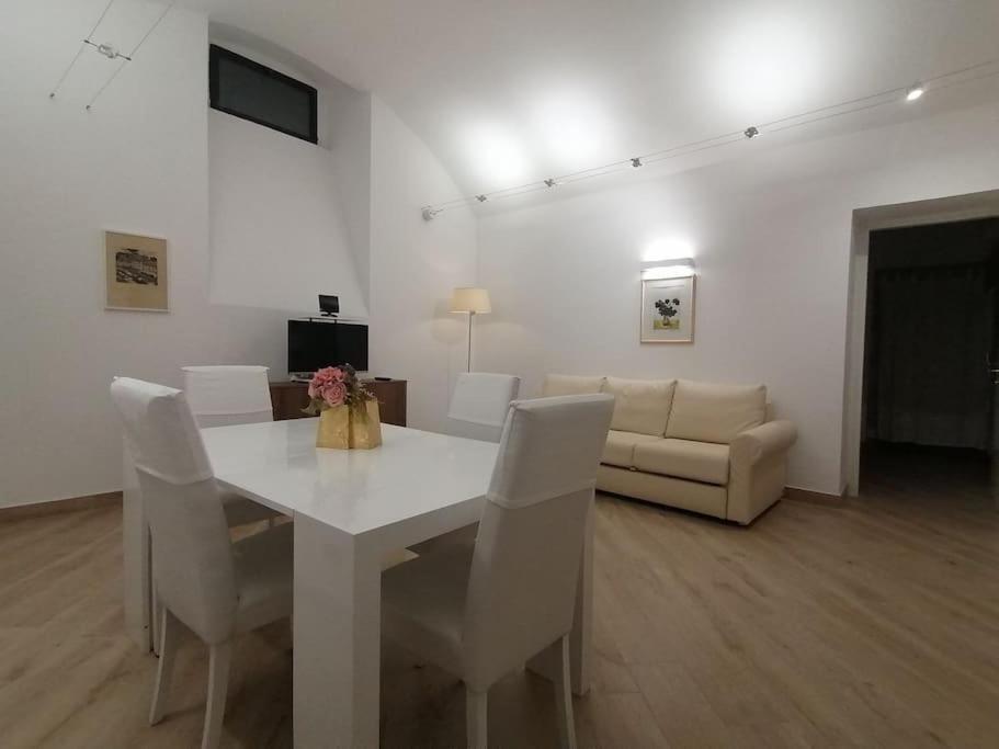 Molo 7 - Antesitum - Classic, Modern And Cozy Malgrate Extérieur photo